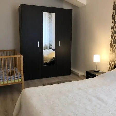 Family Apartment *